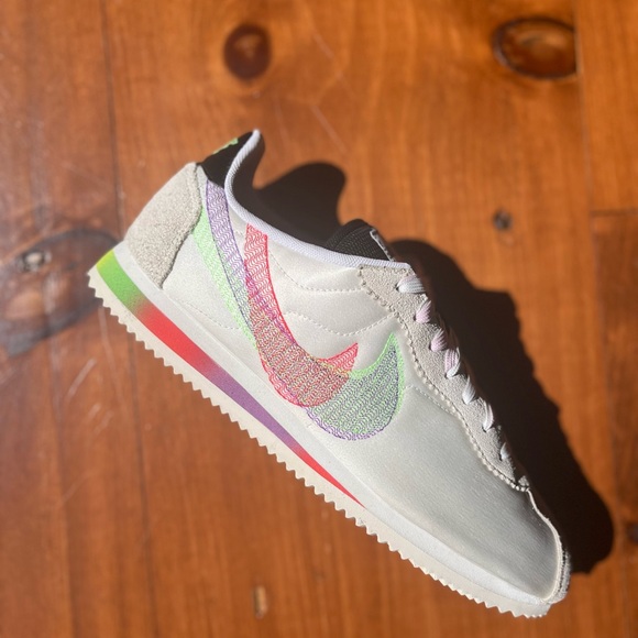 Nike Cortez “Be True (2022)” - Picture 4 of 12